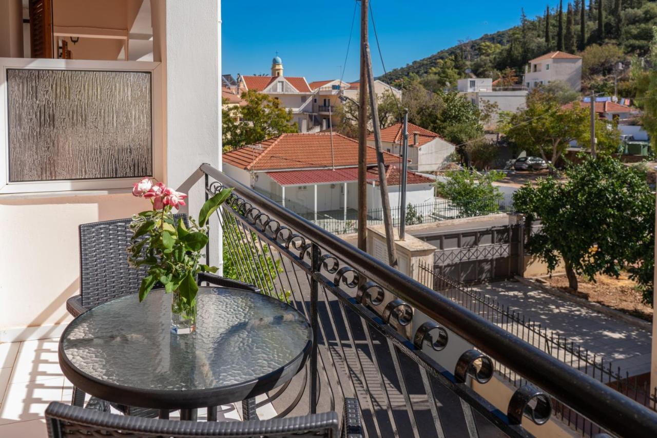 Alexatos Studios & Apartments Agia Efimia Exteriér fotografie