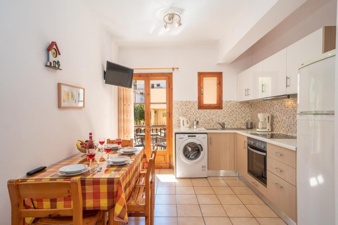 Alexatos Studios & Apartments Agia Efimia Exteriér fotografie