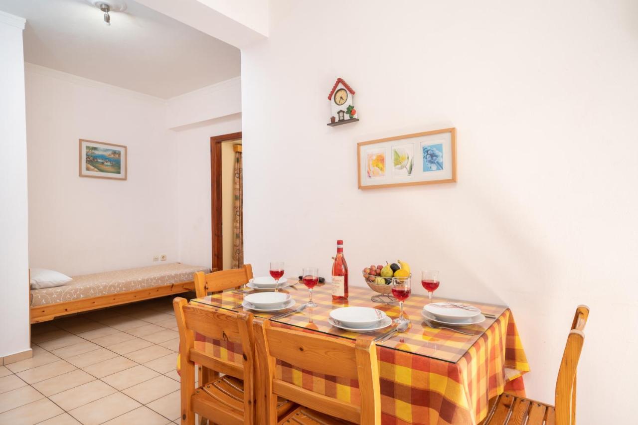 Alexatos Studios & Apartments Agia Efimia Exteriér fotografie