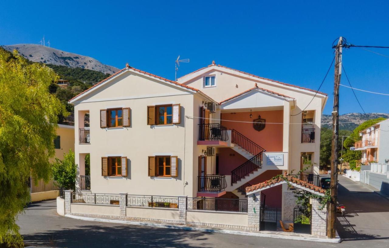Alexatos Studios & Apartments Agia Efimia Exteriér fotografie